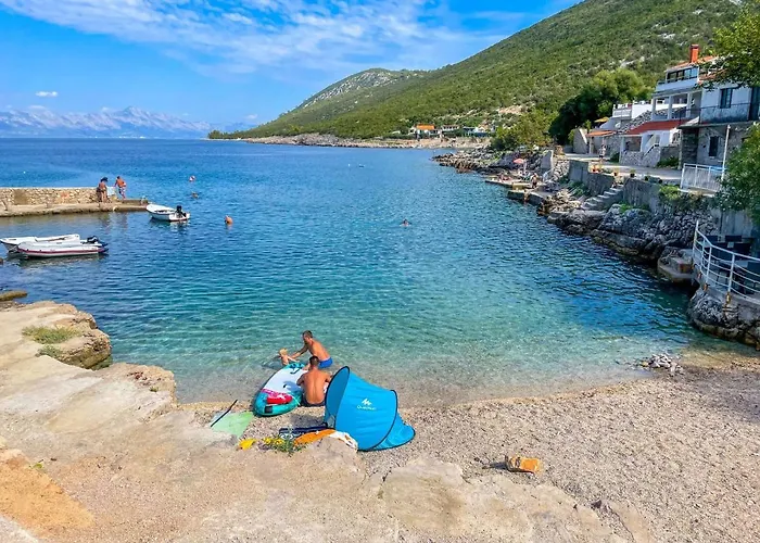 Casa vacanze Robinson Ina 2 *