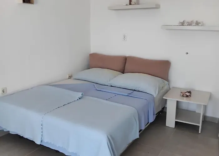 Robinson Ina 2 Casa vacanze *