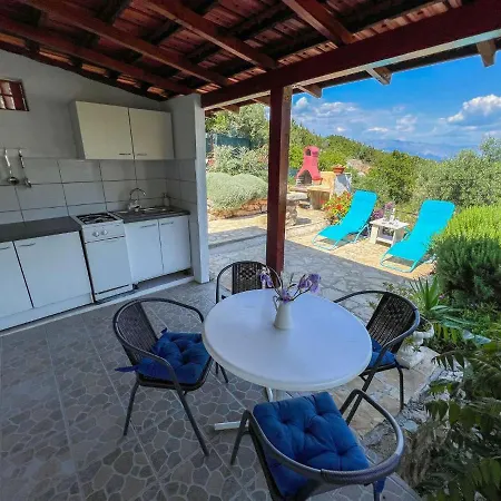 Robinson Ina 2 Semesterbostad *