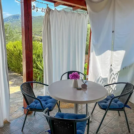 Robinson Ina 2 Semesterbostad *